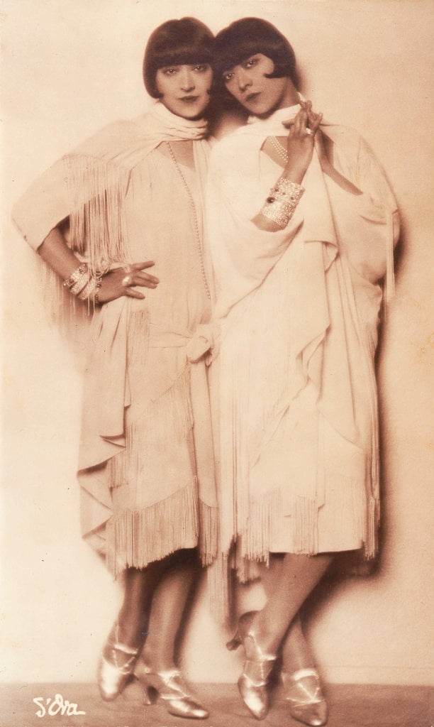 Madame d'Ora, <i>The Dolly Sisters</i> (ca. 1928-29). Photo © The Jewish Museum, New York