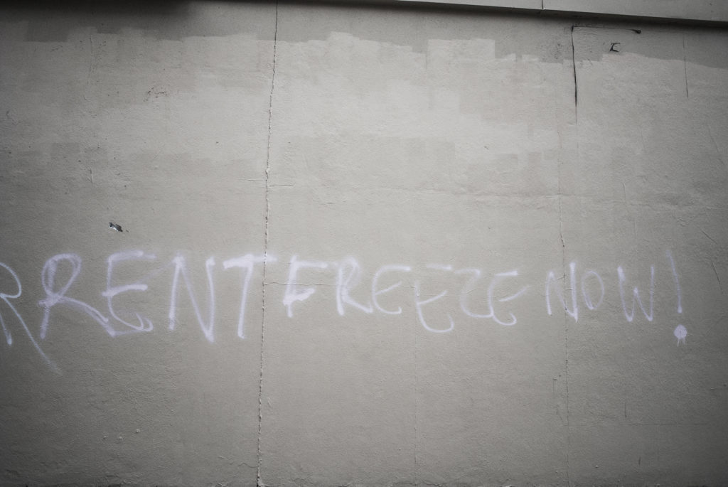 Grafitti that reads RENTFREEZE NOW! during the COVID-19 coronavirus pandemic on March 22, 2020 in New York City. Photo by Bill Tompkins/Getty Images.