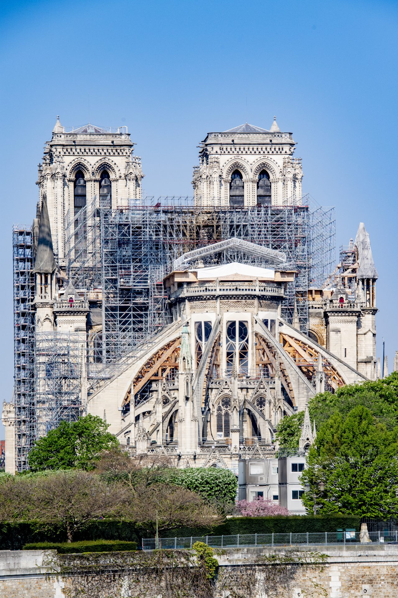 France Will Rebuild Notre Dame’s Spire as It Was, Scrapping Plans to