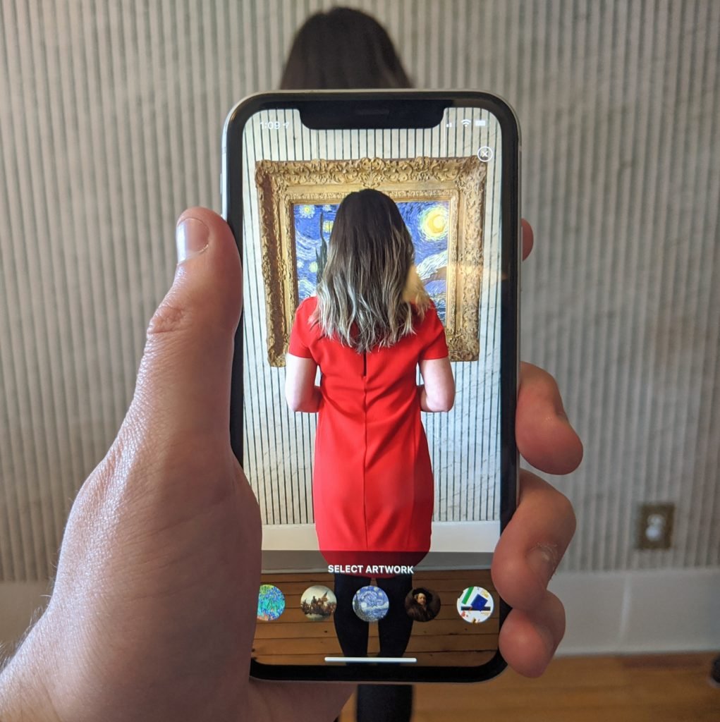 Cuseum's new "Museum From Home" will enable museums to let viewers place masterpieces like Vincent van Gogh's <em>Starry Night</em> on their walls at home. Photo courtesy of Cuseum. 