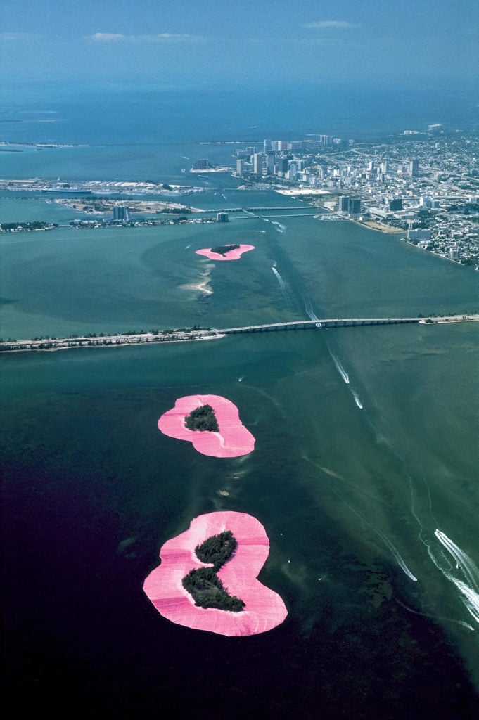 Christo and Jeanne-Claude, Surrounded Islands (1980–83), Biscayne Bay, Miami. Photo by Wolfgang Volz ©1983 Christo.