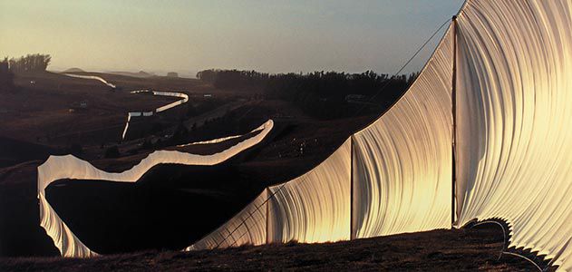 Christo and Jeanne-Claude, Running Fence, Sonoma and Marin Counties, California, (1972–76). Photo courtesy of Christo and Jeanne-Claude/SAAM.