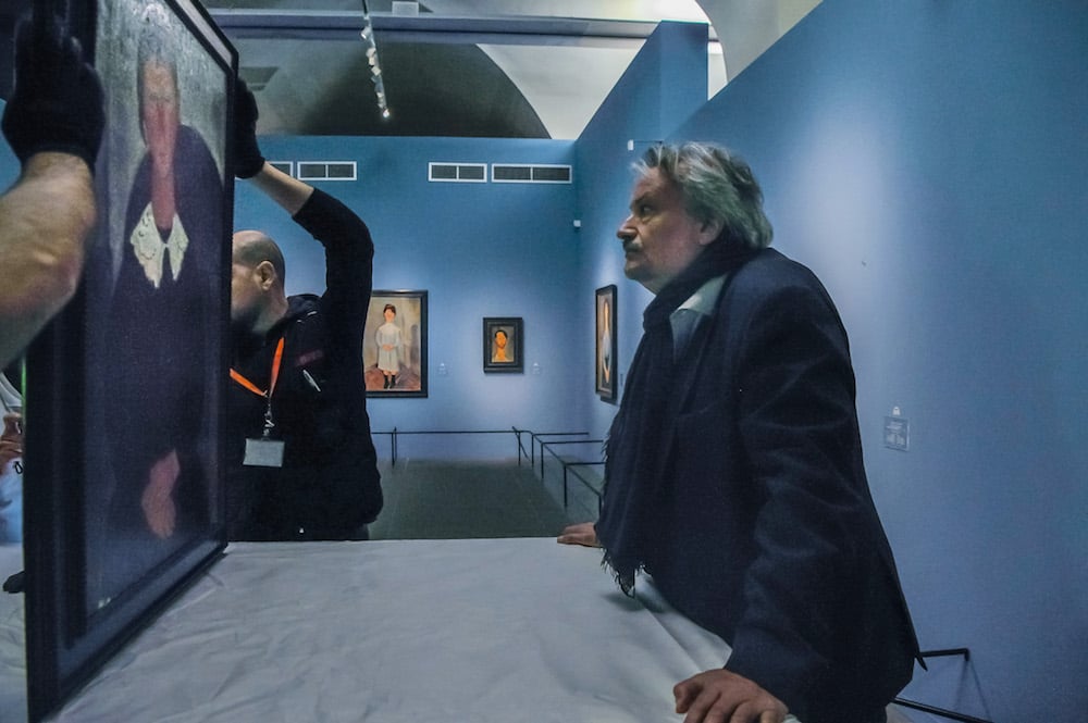 Marc Restellini at the dismantling of "Modigliani and the Montparnasse Adventure" the show he curated in Livoro, Italy, in 2018. Photo by Laura Lezza/Getty Images