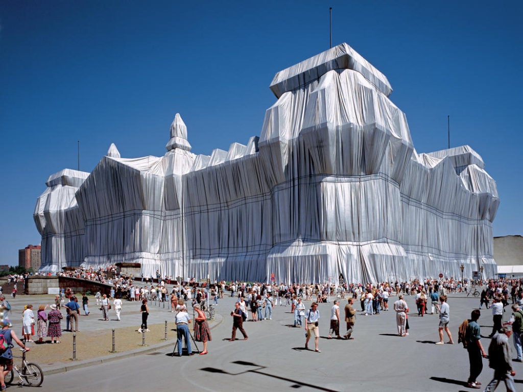 Christo and Jeanne-Claude, Wrapped Reichstag (1971–95), Berlin. Photo by Wolfgang Volz ©1995 Christo.