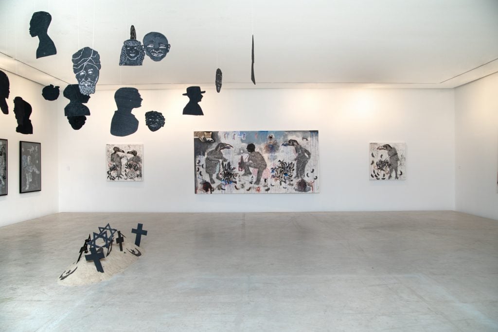 Installation view "Paraboles d'un règne sauvage" by Serigne Ibrahima Dieye. Image courtesy Galerie Cécile Fakhoury.