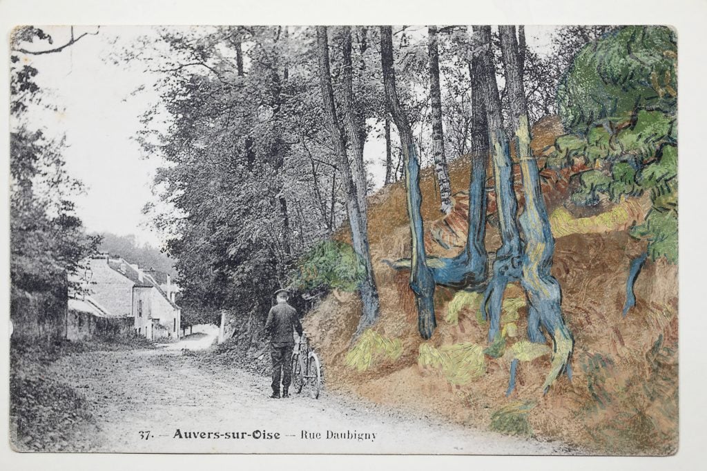 Postcard Rue Daubigny, Auvers-sur-Oise overlaid with the painting Tree Roots (1890) by Vincent van Gogh. ©arthénon.