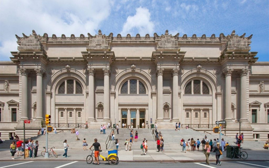The facade of the Metropolitan Museum of Art. Courtesy of the Metropolitan Museum of Art, New York.