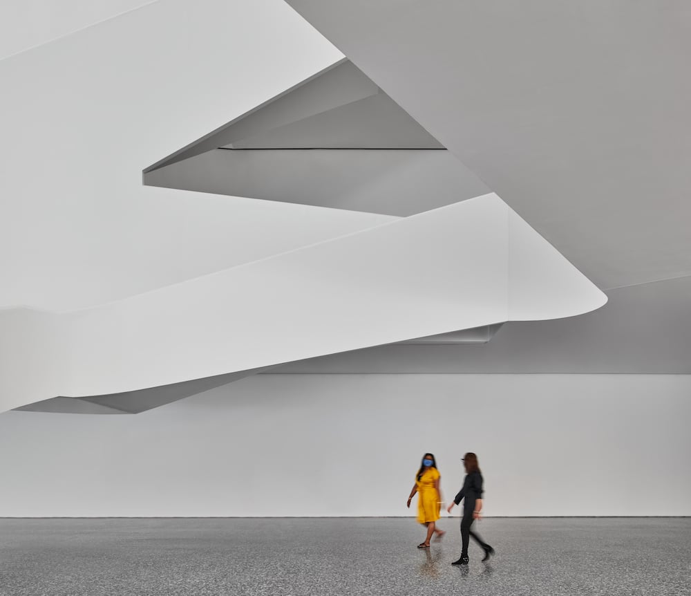 The atrium of the new Kinder Building at the Museum of Fine Arts, Houston. Photo by Peter Molick. Image courtesy MFAH.