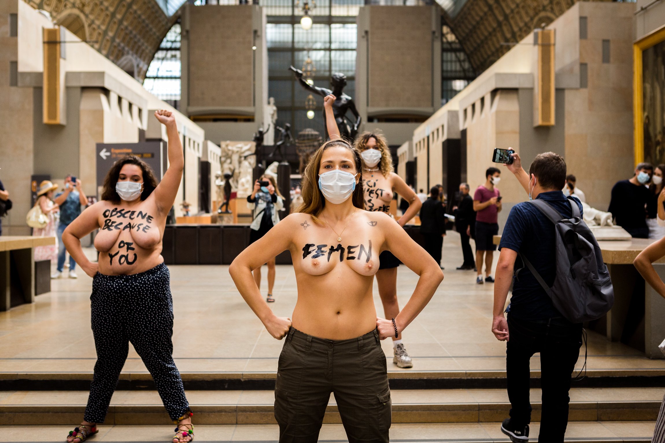Topless Feminist Protestors Hit the Musee dOrsay After the Museum Tried to Bar a Visitor for Wearing a Low-Cut Dress