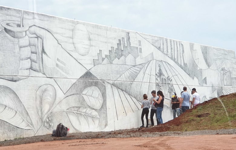 Entidad Binacional Yacyreta and Unión Cultural del Libro created the world's largest pencil mural, measuring over 1,610 square feet in Argentina. Photo courtesy of Guinness World Records. 