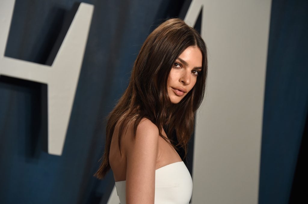 Emily Ratajkowski attends the 2020 Vanity Fair Oscar Party hosted by Radhika Jones at Wallis Annenberg Center for the Performing Arts on February 09, 2020 in Beverly Hills, California. (Photo by John Shearer/Getty Images)