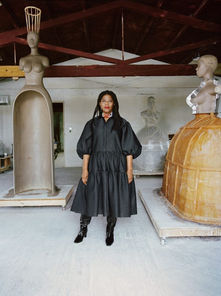 Simone Leigh at Stratton Sculpture Studios in 2020. Photo by Shaniqwa Jarvis, courtesy of the artist. © Simone Leigh.