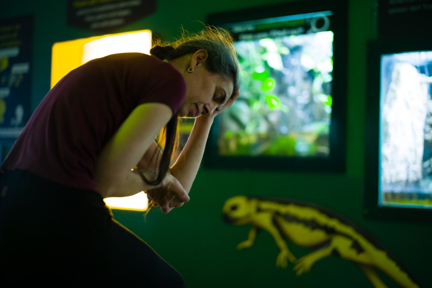 Claire Filmon performing Simone Forti's Sleep Walkers / Zoo Mantras at The Shape of a Circle in the Mind of a Fish, Part 1: Language, 28 May 2018. Photo: Plastiques Photography