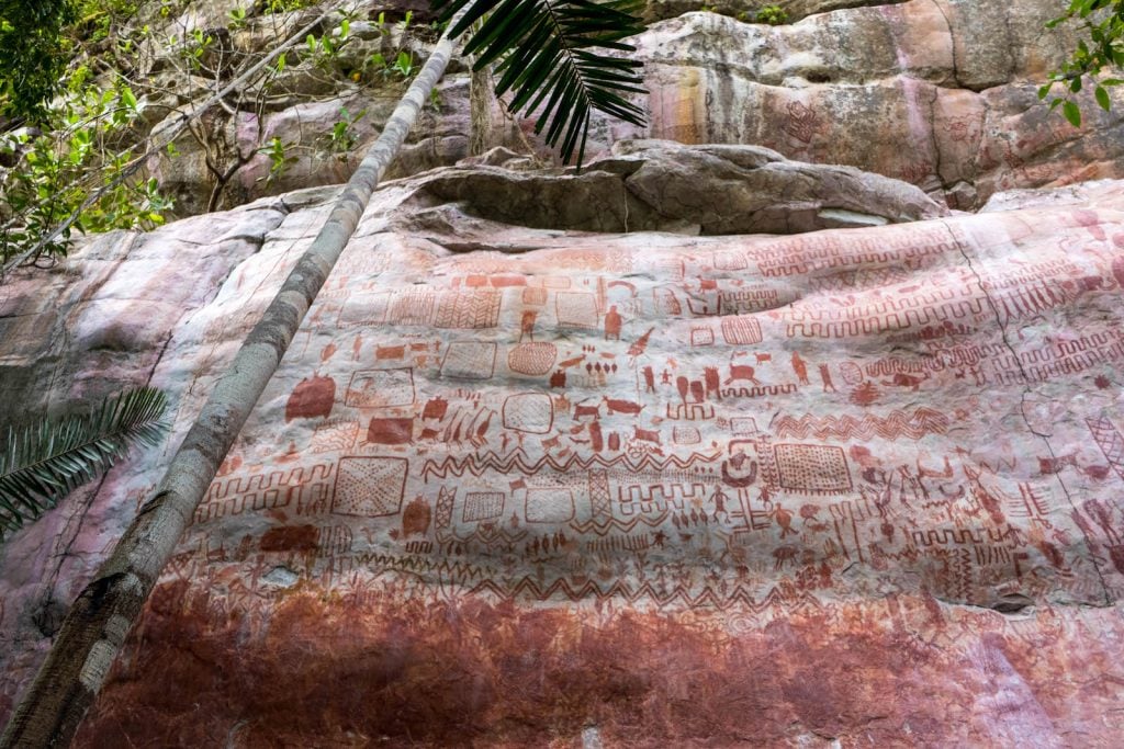 The pre-Columbian rock art at Cerro Azul in Guaviare state, Colombia dates back around 12,000 years. Photo by Marie-Claire Thomas, courtesy Channel 4.