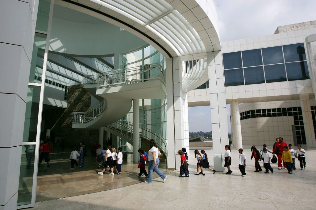 School children enter the Getty Center in Los Angeles, California. Photo by David McNew/Getty Images.