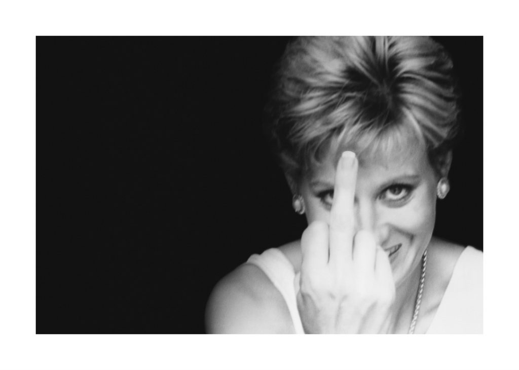 Alison Jackson, Princess Diana Gives the Finger (1998). Courtesy of Neuehouse.