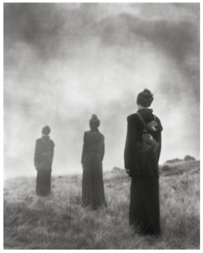 Beth Moon, Three Figures (2007). Courtesy of Vision Neil Folberg Gallery.