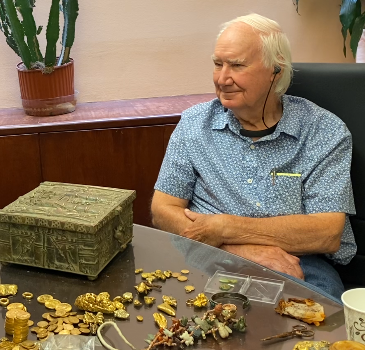 The Intrepid Treasure Hunter Who Found Forrest Fenn's Buried Fortune  Reveals His Identity—and What He Plans to Do With It