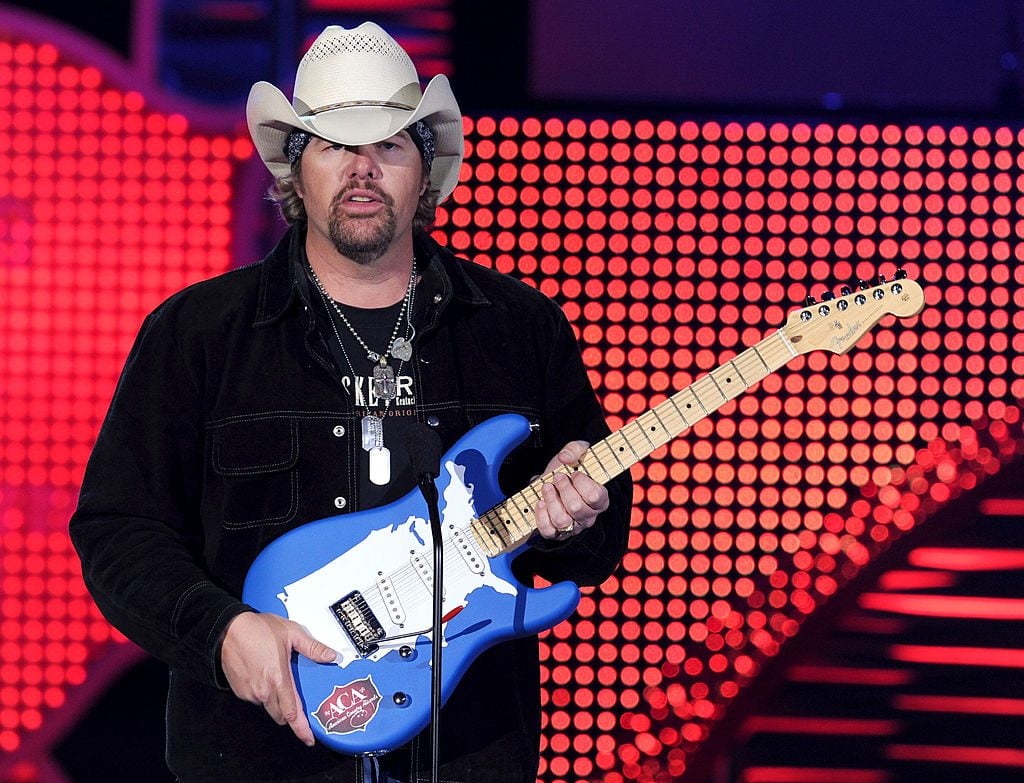 Musician Toby Keith accepts the Video Visionary Award onstage during the American Country Awards 2010. (Photo by Kevin Winter/Getty Images)