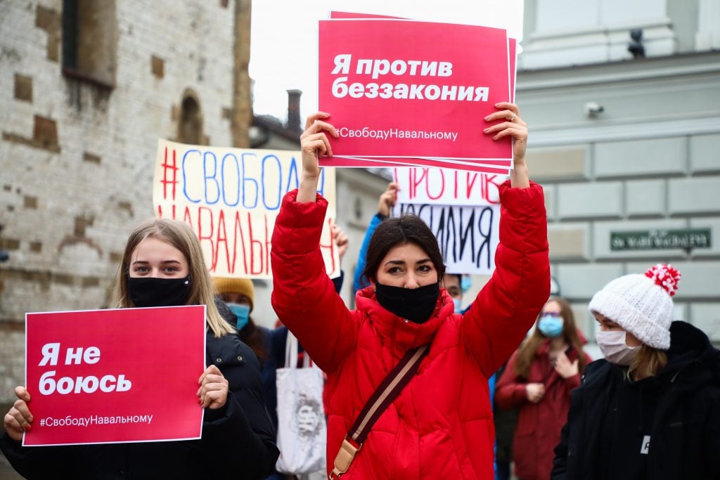 People gathered in Krakow, Poland, to support Russian opposition politician Alexei Navalny and demand for his release from prison in Moscow. Photo by Beata Zawrzel/NurPhoto via Getty Images.