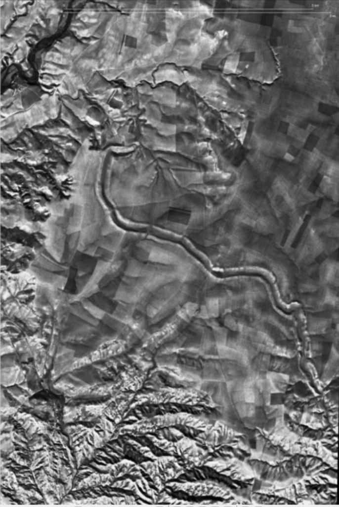 Over two thousand years after its construction, a one-hundred-meter-wide canal near Bandwai is clearly visible in the satellite image. Photo by USGS/Jason Ur, 1969.