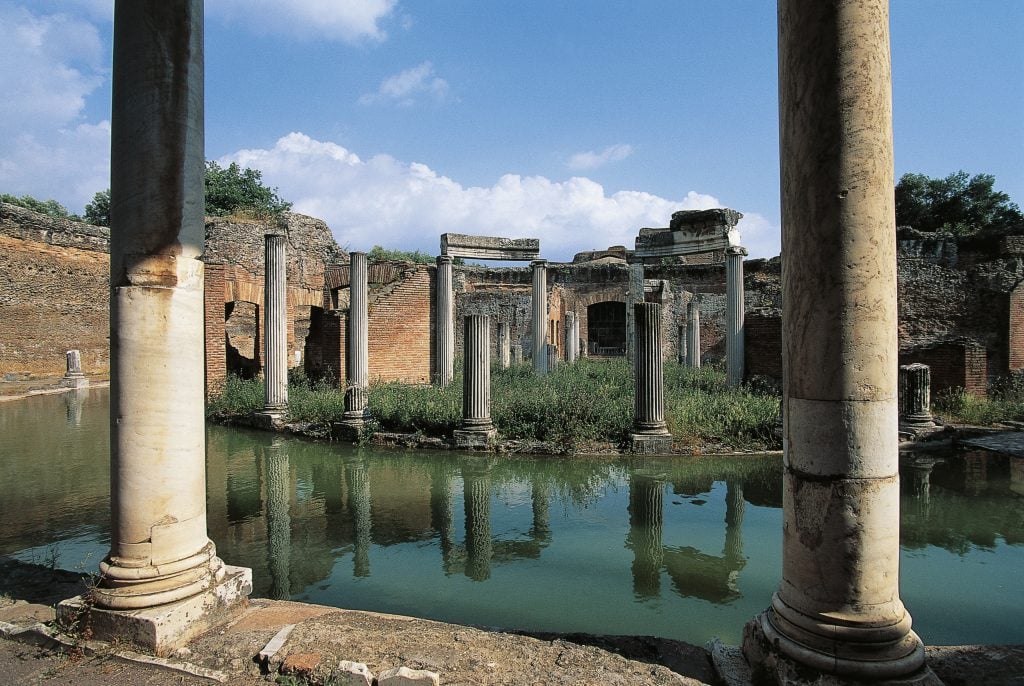 Maritime Theater, Hadrian's villa (UNESCO World Heritage List, 1999), Tivoli, Lazio, Italy. Roman civilisation, 2nd century AD. (Photo by DeAgostini/Getty Images)