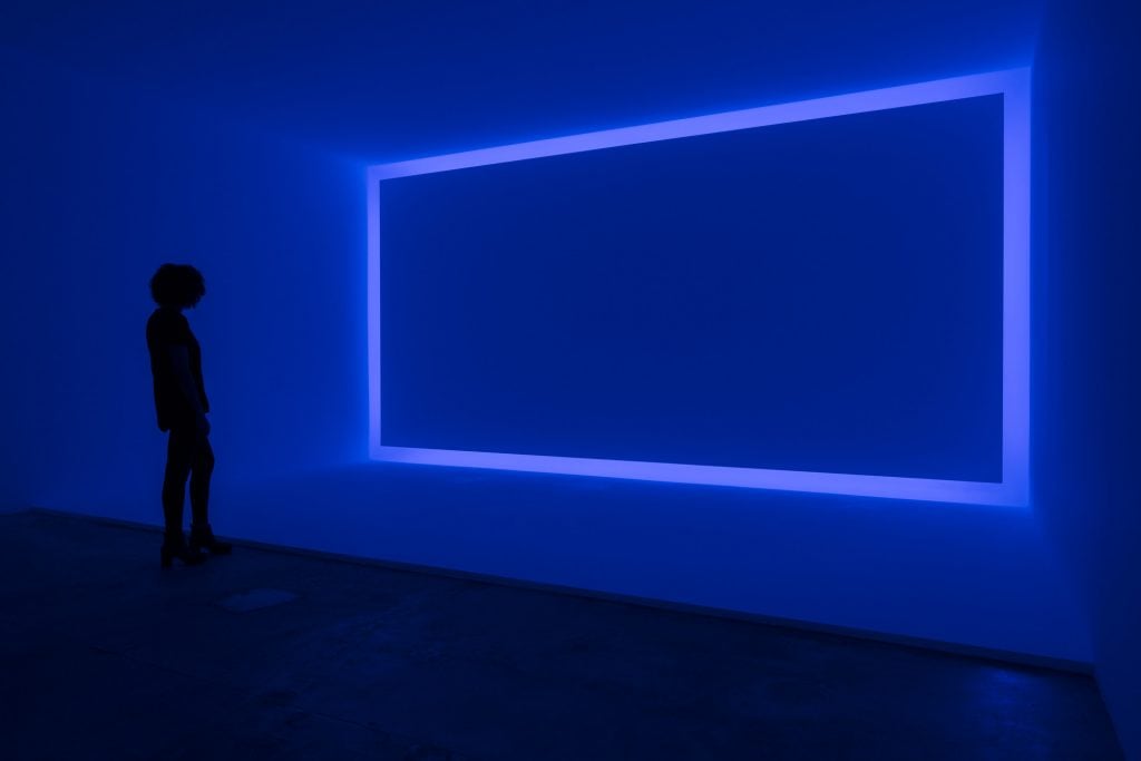 James Turrell, Once Around, Violet (Shallow Space), (1971). Collection of Tallulah Anderson. © James Turrell, Photo by Florian Holzherr. Courtesy of MASS MoCA.