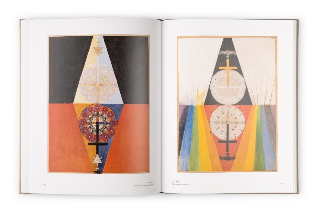 A spread from <em>Hilma af Klint: The Paintings for the Temple 1906–1915</em>. Photo courtesy of Bokförlaget Stolpe/Artbook | DAP. 