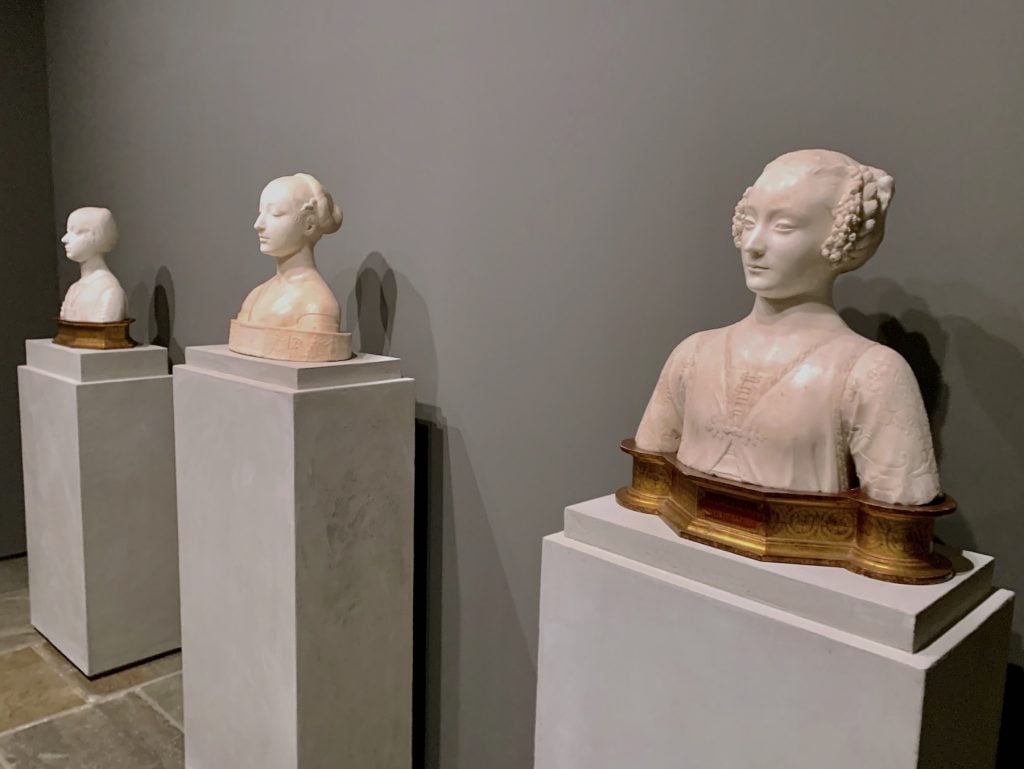 Installation view of Francesco Laurana, <em>Beatrice of Aragon</em>, Francesco Laurana, <em>Bust of a Woman</em>, and Andrea del Verrocchio, <em>Bust of a Woman</em>. (Photo by Ben Davis)