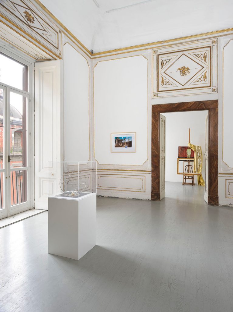 Installation view "Giulio Paolini: Fuori Quadro" 2021. Courtesty of Alfonso Artiaco. 