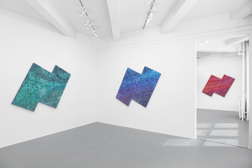 Installation view "Somewhere Under the Rainbow / The Sky is Blue and What am I Glass am I" (2021). Courtesy of False Flag. 