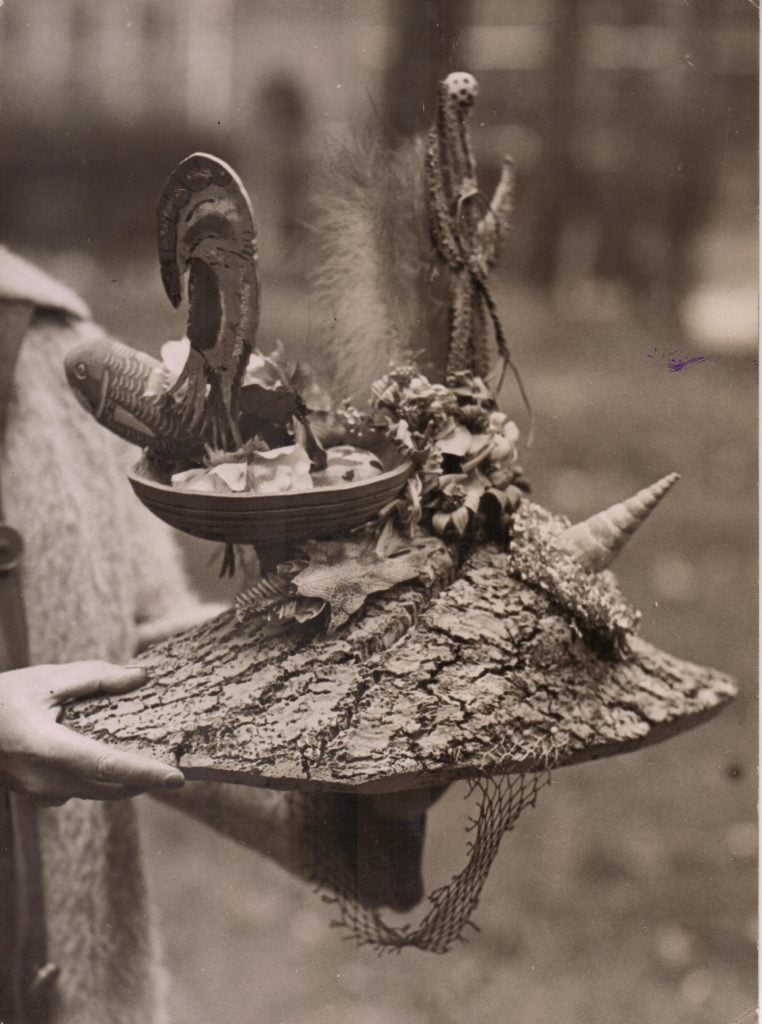 Photograph of "Ceremonial Hat for Eating Bouillabaisse." 1936. © The estate of Eileen Agar.