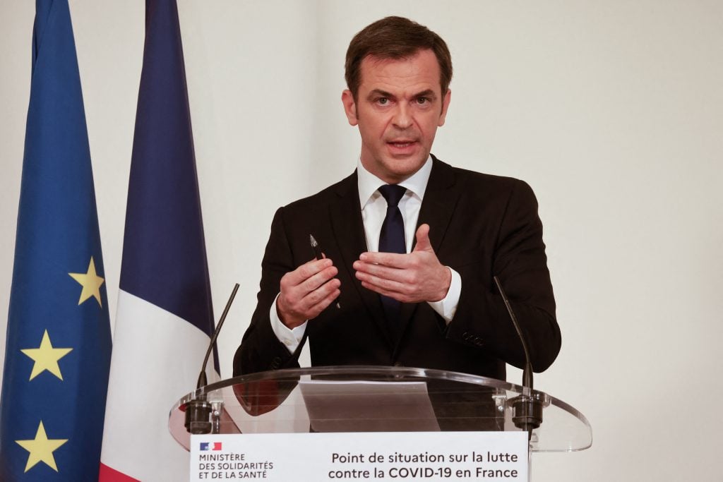 French Health Minister Olivier Veran, seen here at a recent press conference, told France’s Council of State that health regulations necessitated art gallery closures during lockdown. Photo by Ludovic Marin/AFP via Getty Images.