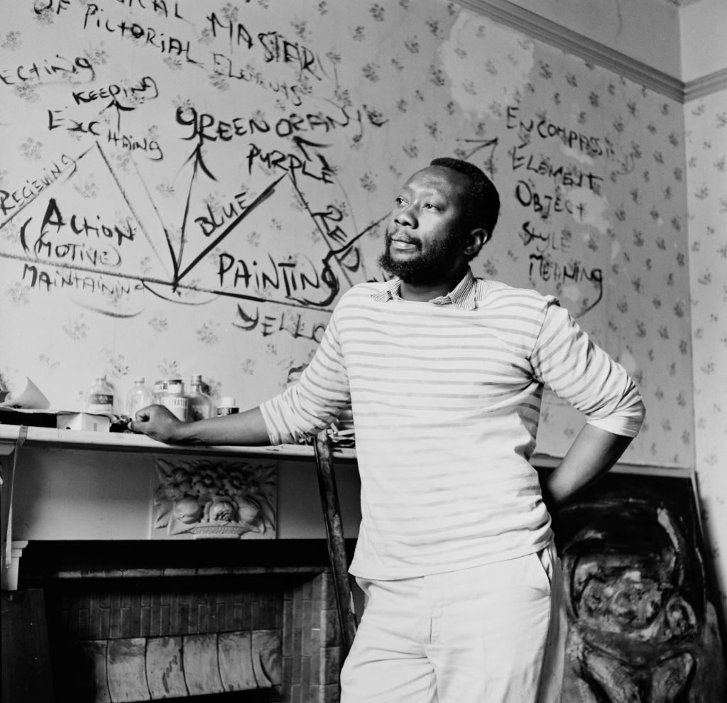 Frank Bowling in a studio, London, 1962. Photo by Tony Evans/Getty Images.