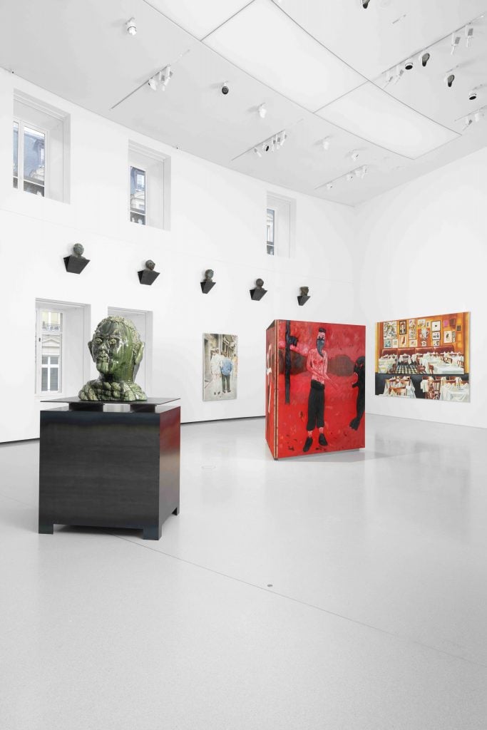 Exhibition view, "Ouverture", Bourse de Commerce—Pinault Collection, Paris, 2021 . Courtesy the artist and Pinault Collection.  Photo by Aurélien Mole.