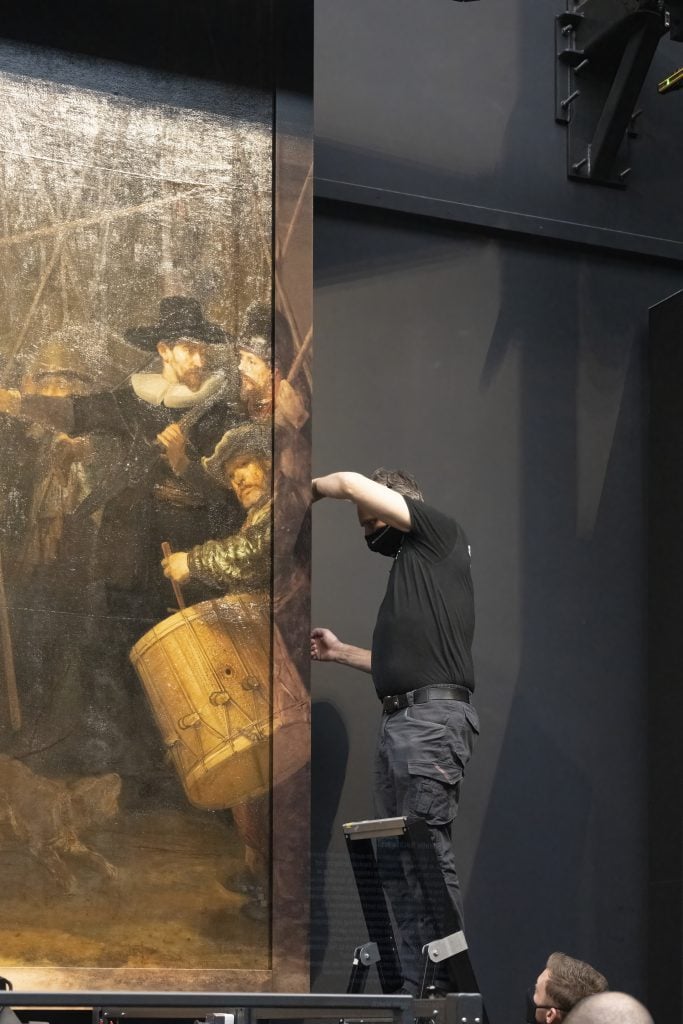 The process of reconstruction. Photo: Rijksmuseum/Reinier Gerritsen.