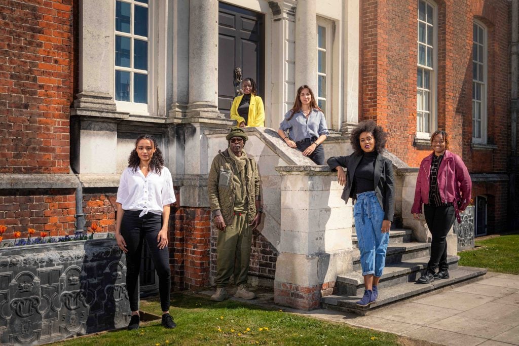 English Heritage has today unveiled six new portraits depicting six historic figures from the African diaspora at six of the charity’s sites. Artists (lleft to right): Chloe Cox, Clifton Powell, Hannah Uzor, Elena Onwochei-Garcia, Glory Samjolly, Mikéla Henry-Lowe.