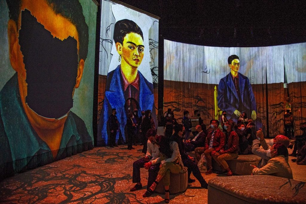Installation view of "Frida: La Experiencia Immersiva." Photo by Claudio Cruz/AFP via Getty Images.