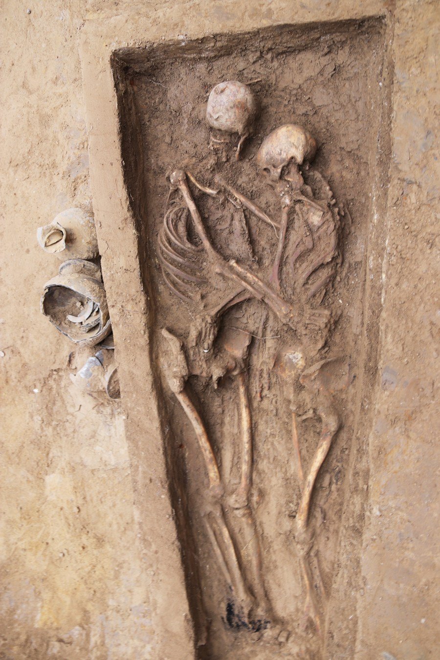 1,500-Year-Old Skeletons Found Locked in Embrace in Chinese Cemetery