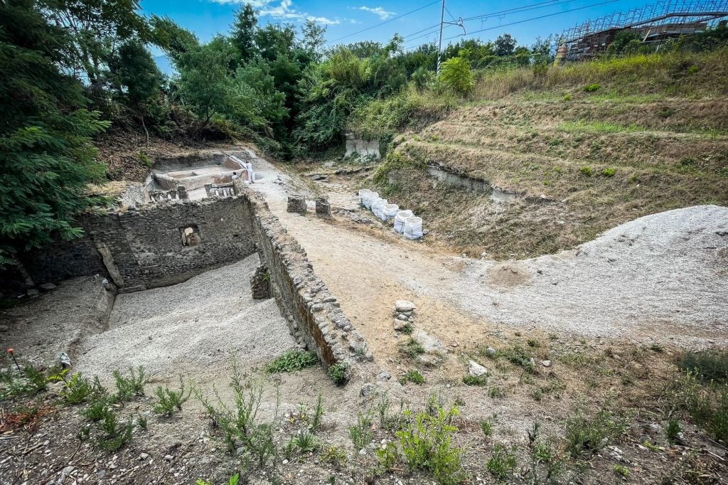 The site of the newly discovered tomb in Pompeii. Photo courtesy of the Archaeological Park of Pompeii.