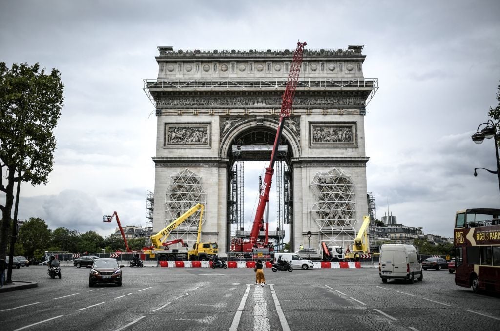 The Arc de Triomphe being prepared before the wrapping of the monument. Photo: Stephane de Sakutin / AFP via Getty Images.