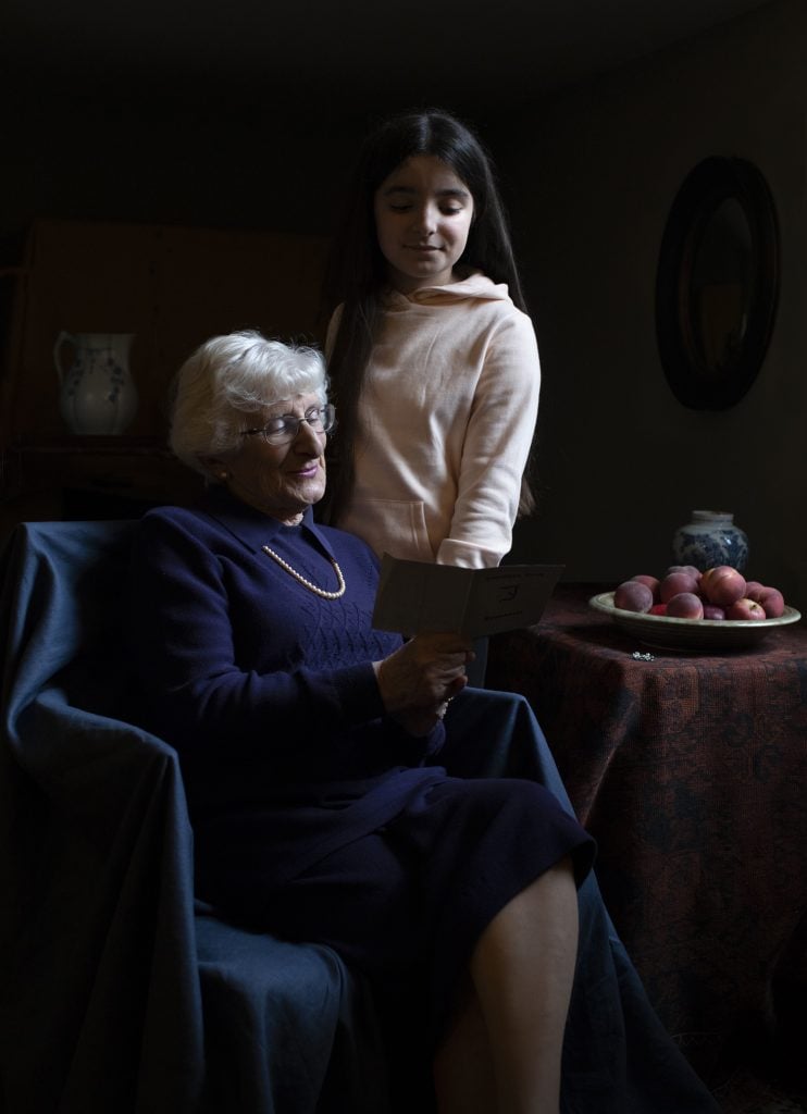 Kate Middleton, portrait of Holocaust survivor Yvonne Bernstein and her granddaughter Chloe Wright at Kensington Palace for "Generations: Portraits of Holocaust Survivors" at the Imperial War Museums, London. Photo ©the Duchess of Cambridge. Steven Frank