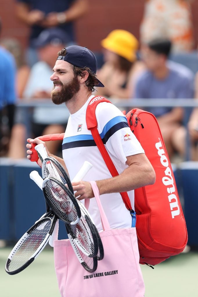 Reilly Opelka sporting his art tote at the 2021 U.S. Open on August 31, 2021 in New York City. (Photo by Elsa/Getty Images)