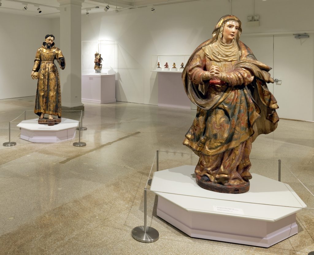 These 17th-century polychrome statues of <em>St. Francis</em> and <em>Mater dolorosa</em> were originally thought to be from Spain. Now, the Hispanic Society believes they were made in Mexico. Photo by Patrick Lenaghan, courtesy of the Hispanic Society of America.