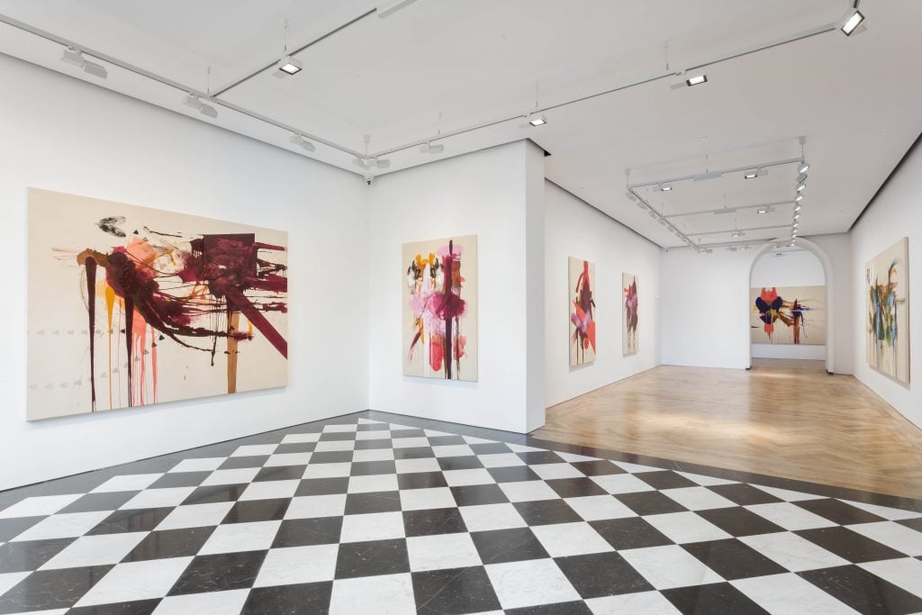 Installation view: Elizabeth Neel, "Limb after Limb," through October 23, 2021. Photo by Mark Blower. Courtesy of the artist and Pilar Corrias, London.