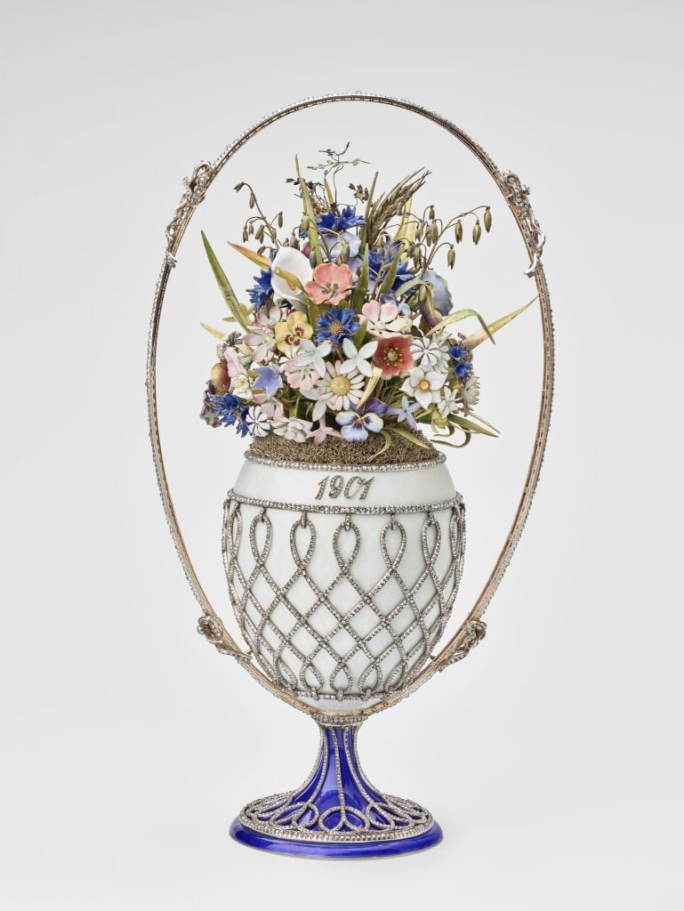 Basket of flowers Egg. Courtesy of the Victoria & Albert Museum.