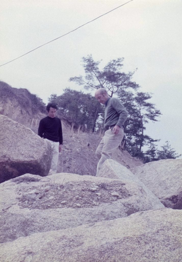 Masatoshi Izumi and Isamu Noguchi at their studio in Mure, Japan in 1975. Photo courtesy the Noguchi Museum Archive.