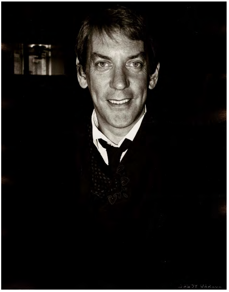 Donald Sutherland (1982). Courtesy Hedges Projects, Los Angeles. Copyright The Andy Warhol Foundation for the Visual Arts.