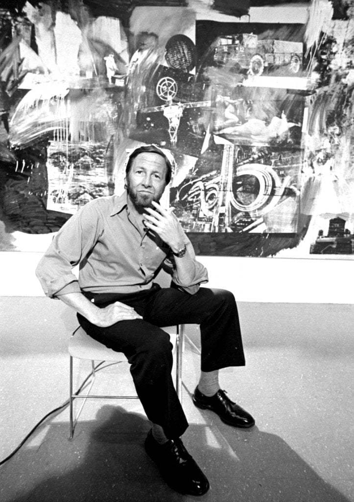 American artist Robert Rauschenberg (1925 - 2008) during an exhibition of his work at the Museum of Modern Art, New York, New York, March 1977. (Photo by Jack Mitchell/Getty Images)