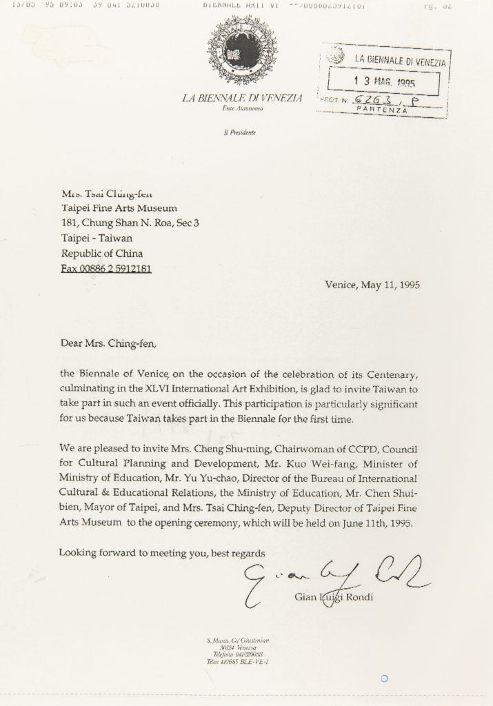 Letter from La Biennale di Venezia inviting Taiwan to participate in the 46th Venice Biennale in 1995. Courtesy of the Taipei Museum of Fine Arts. 